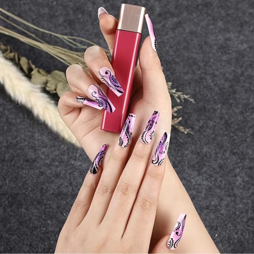 โจ GORGEOUS ๐ Music Notes Lilac Purple Long Ombre Designed Press On Nails - Picture 5 of 5